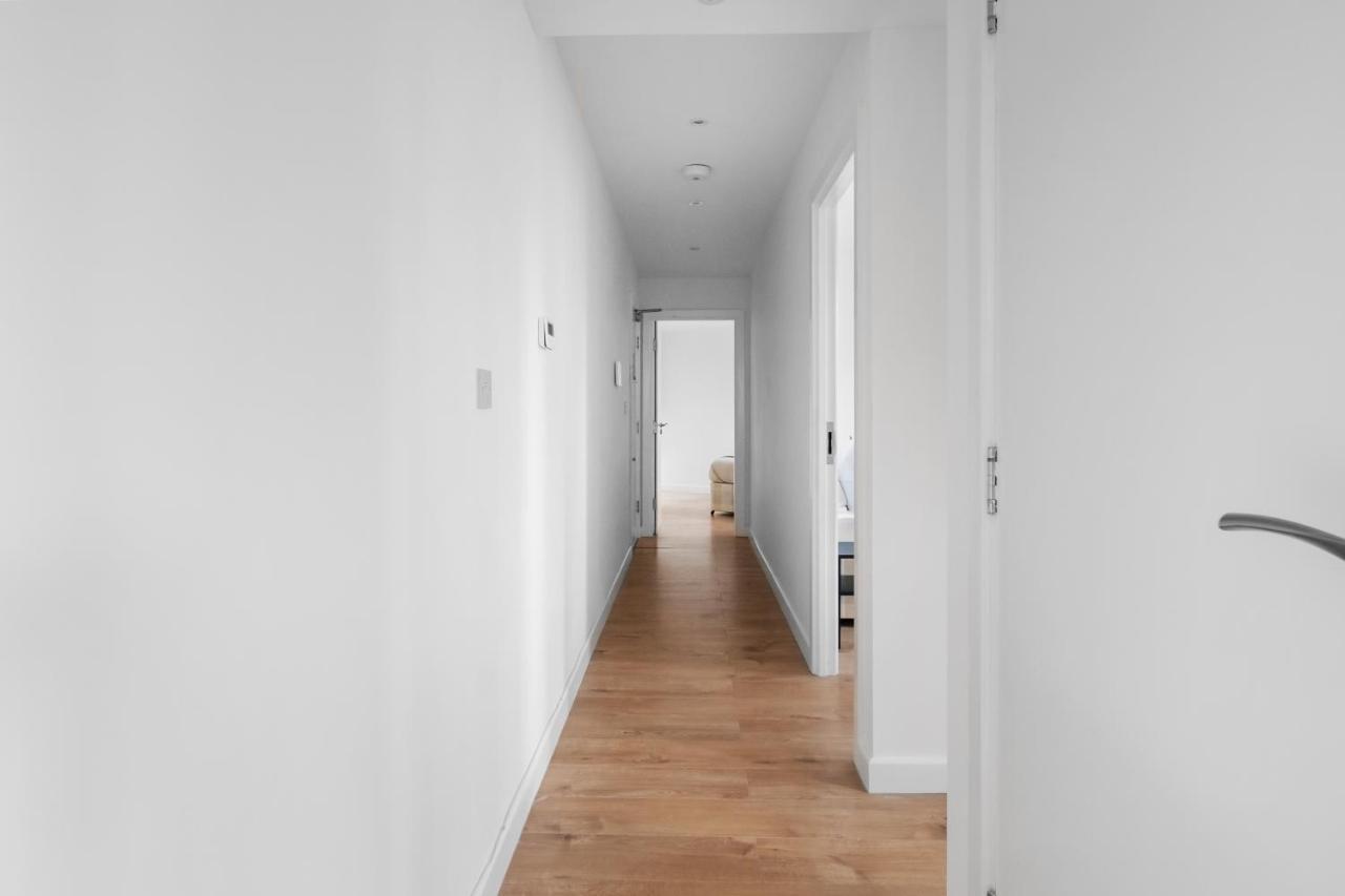 Livestay-Modern Apartments Building In Aylesbury Эйлсбери Экстерьер фото