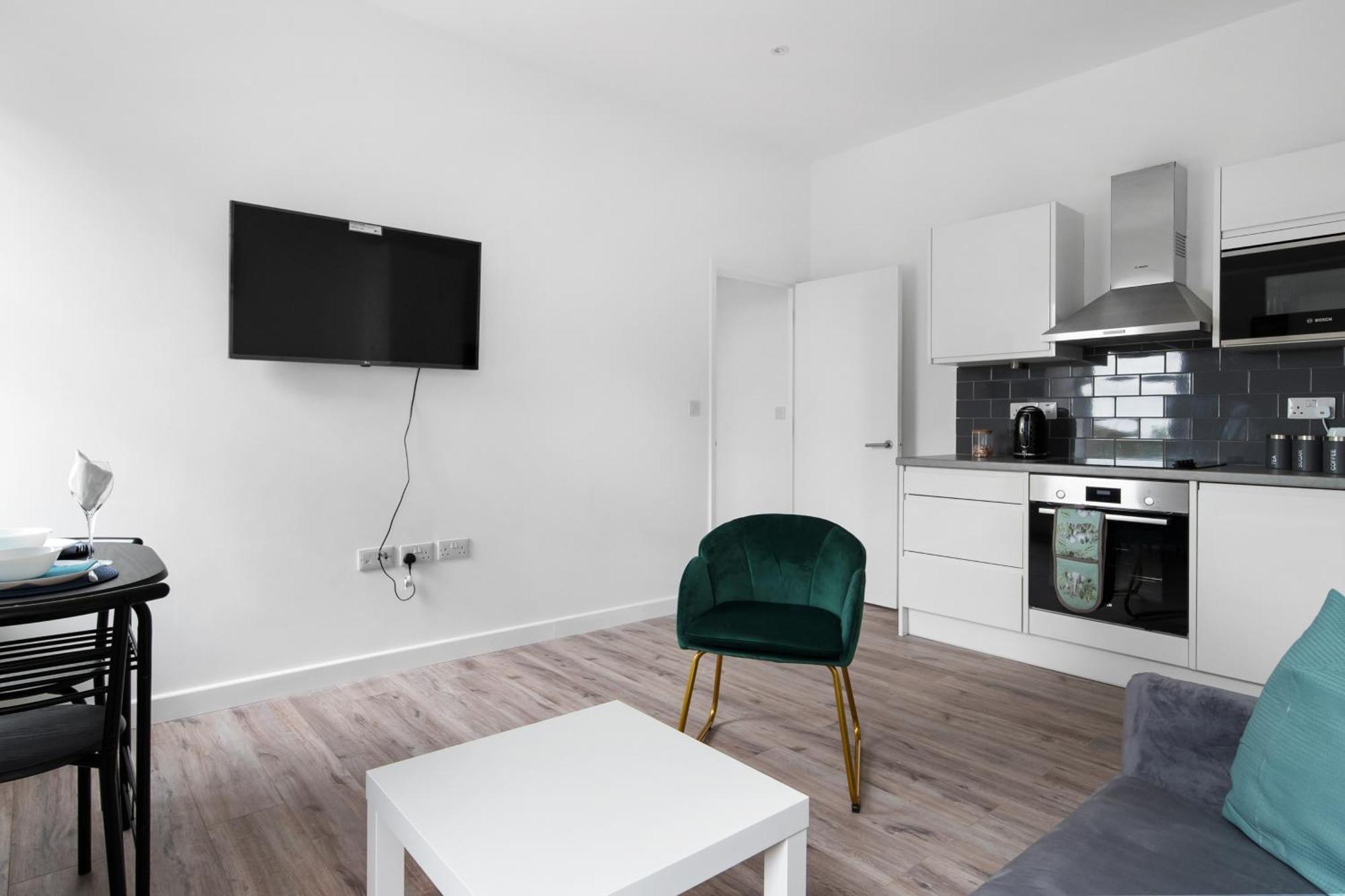 Livestay-Modern Apartments Building In Aylesbury Эйлсбери Экстерьер фото
