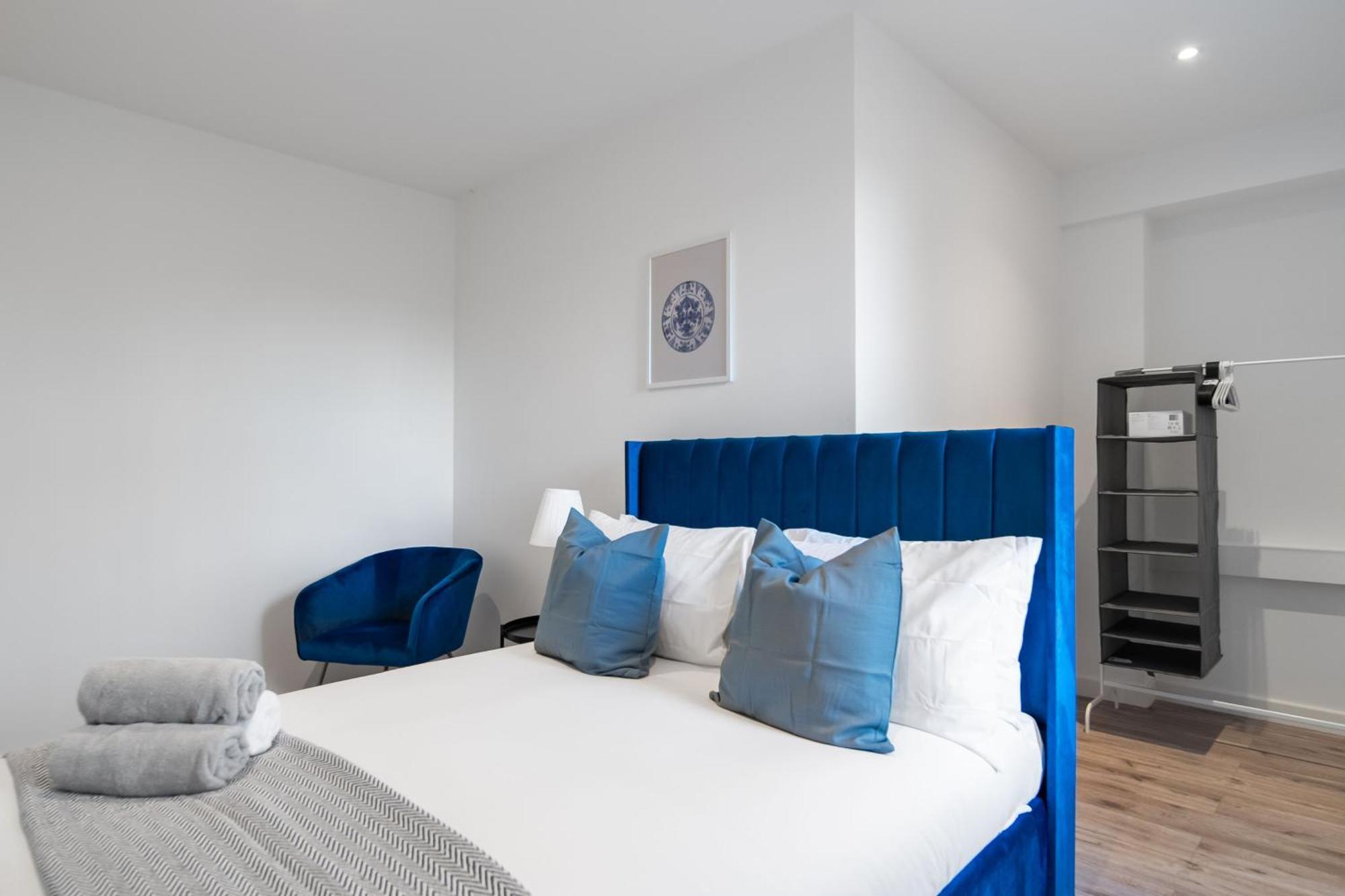 Livestay-Modern Apartments Building In Aylesbury Эйлсбери Экстерьер фото