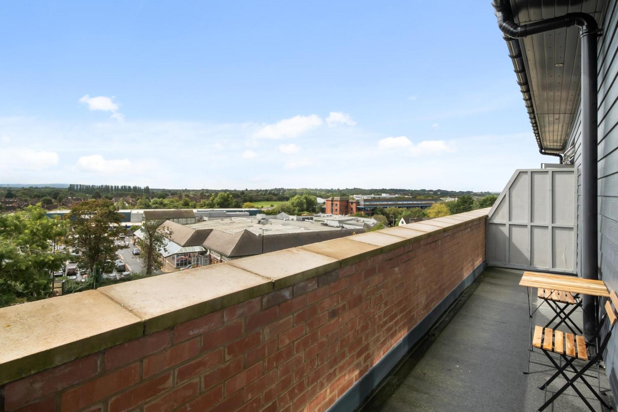 Livestay-Modern Apartments Building In Aylesbury Эйлсбери Экстерьер фото